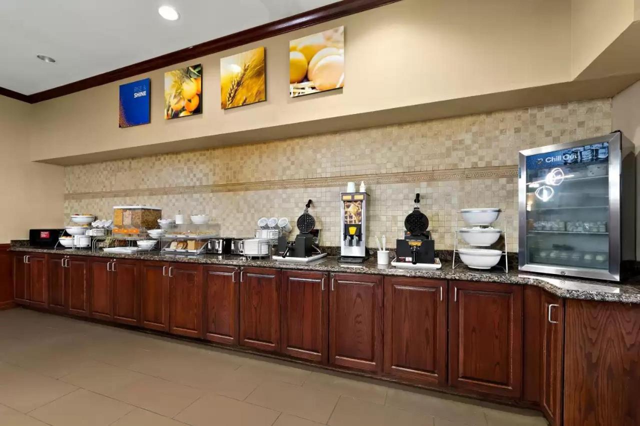 Comfort Suites Central Corpus Christi Buitenkant foto