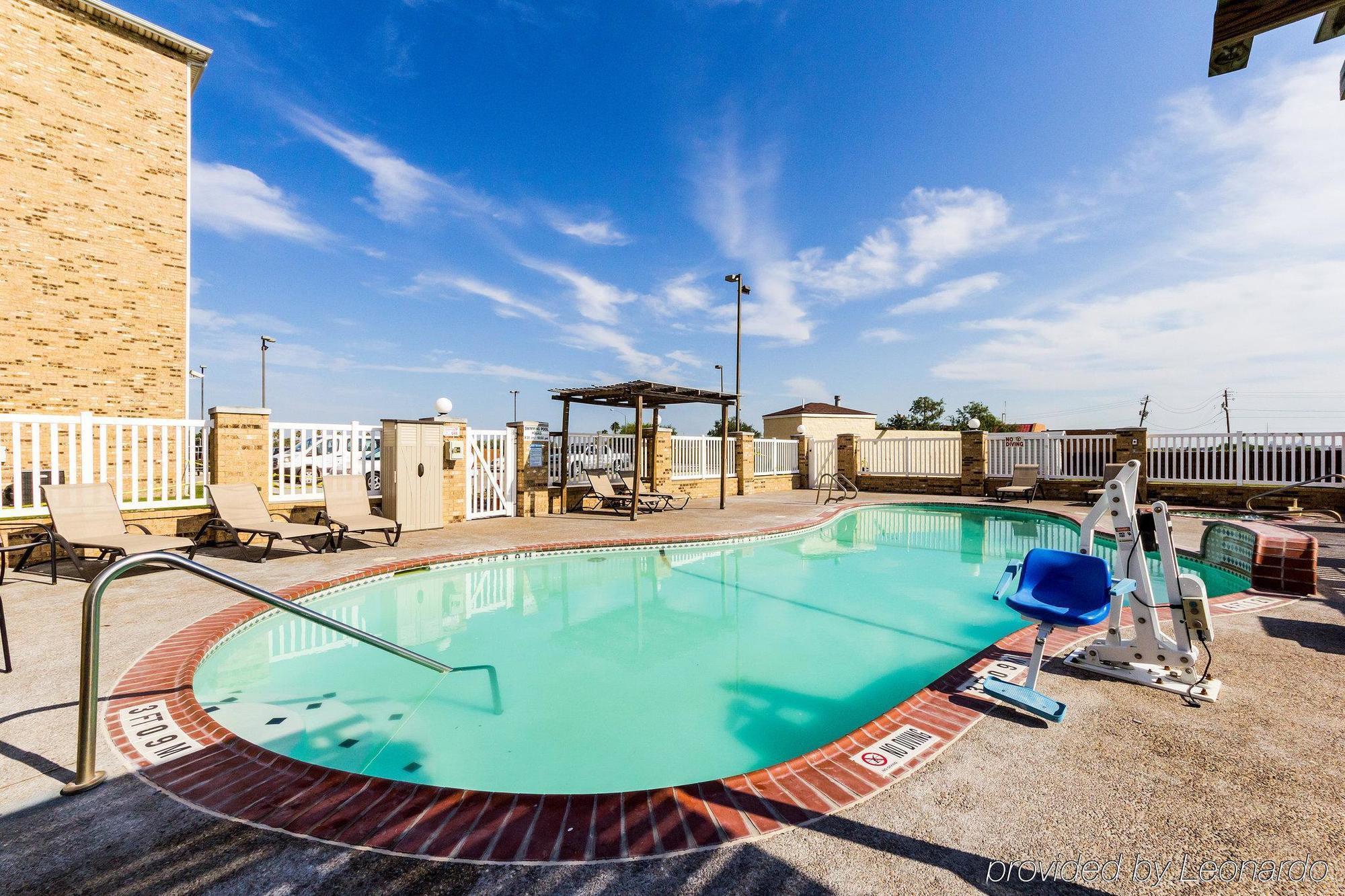 Comfort Suites Central Corpus Christi Buitenkant foto